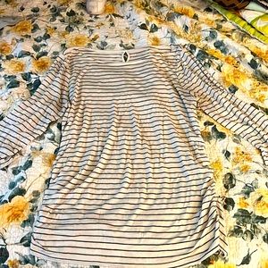 Maternity Shirt SZ L